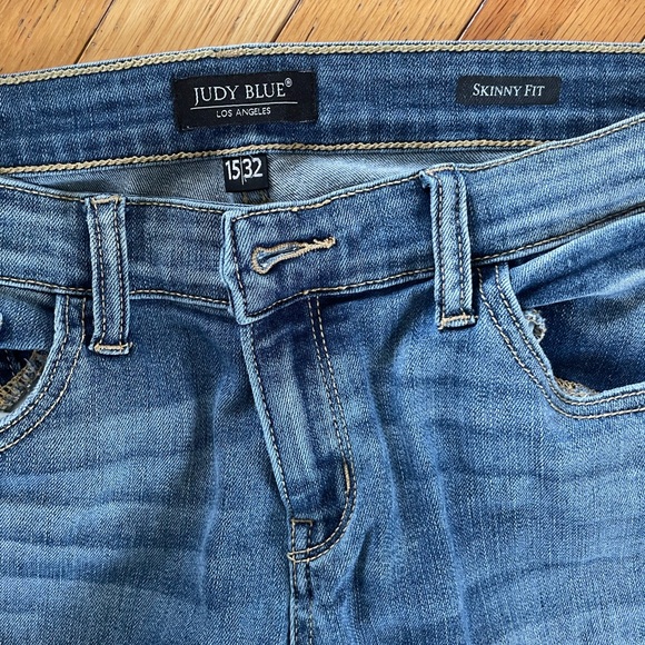 Judy Blue ripped skinny stretch jeans - Picture 3 of 3